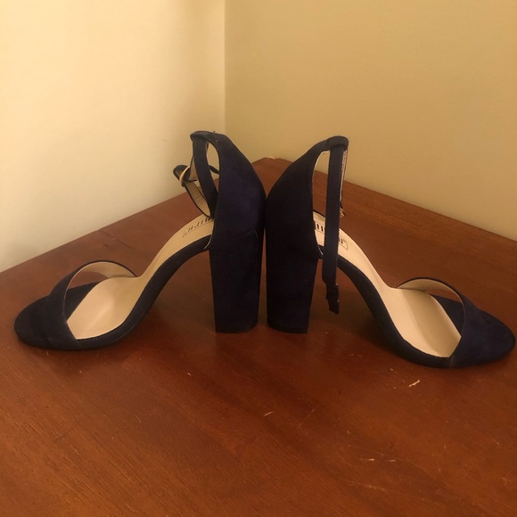 Calvin Klein tote - Picture 5 of 7